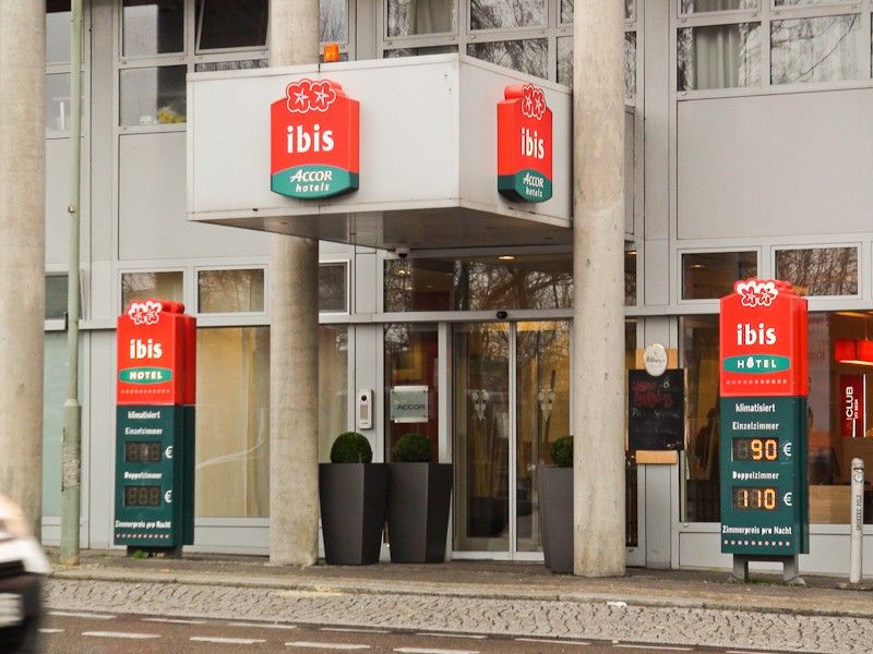 ibis 베를린 오스트반호프 호텔 외부 사진